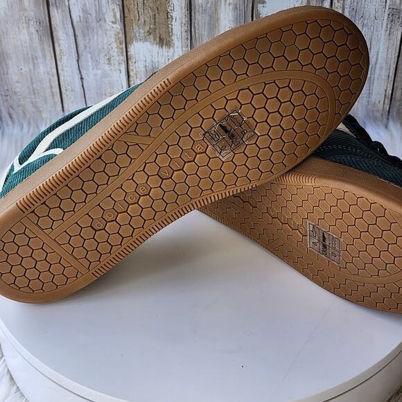 NEW - Dolce Vita Women's Notice Low-Profile Lace-Up Sneakers - Size 8.5 - Picture 7 of 9